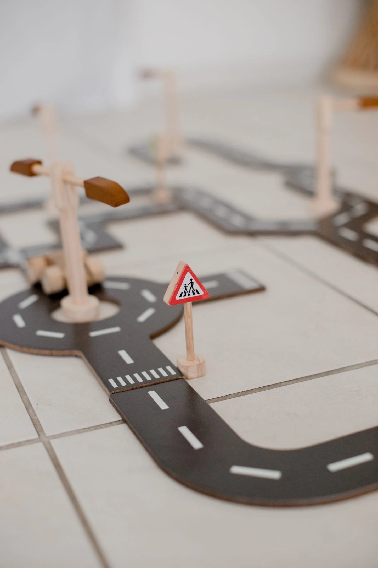 Straßenschild- und Straßenlaternen-Set für kreatives Spiel von QToys Australia